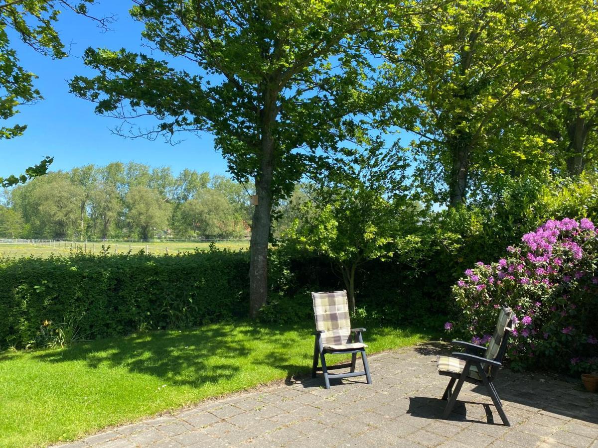 Neeltje *